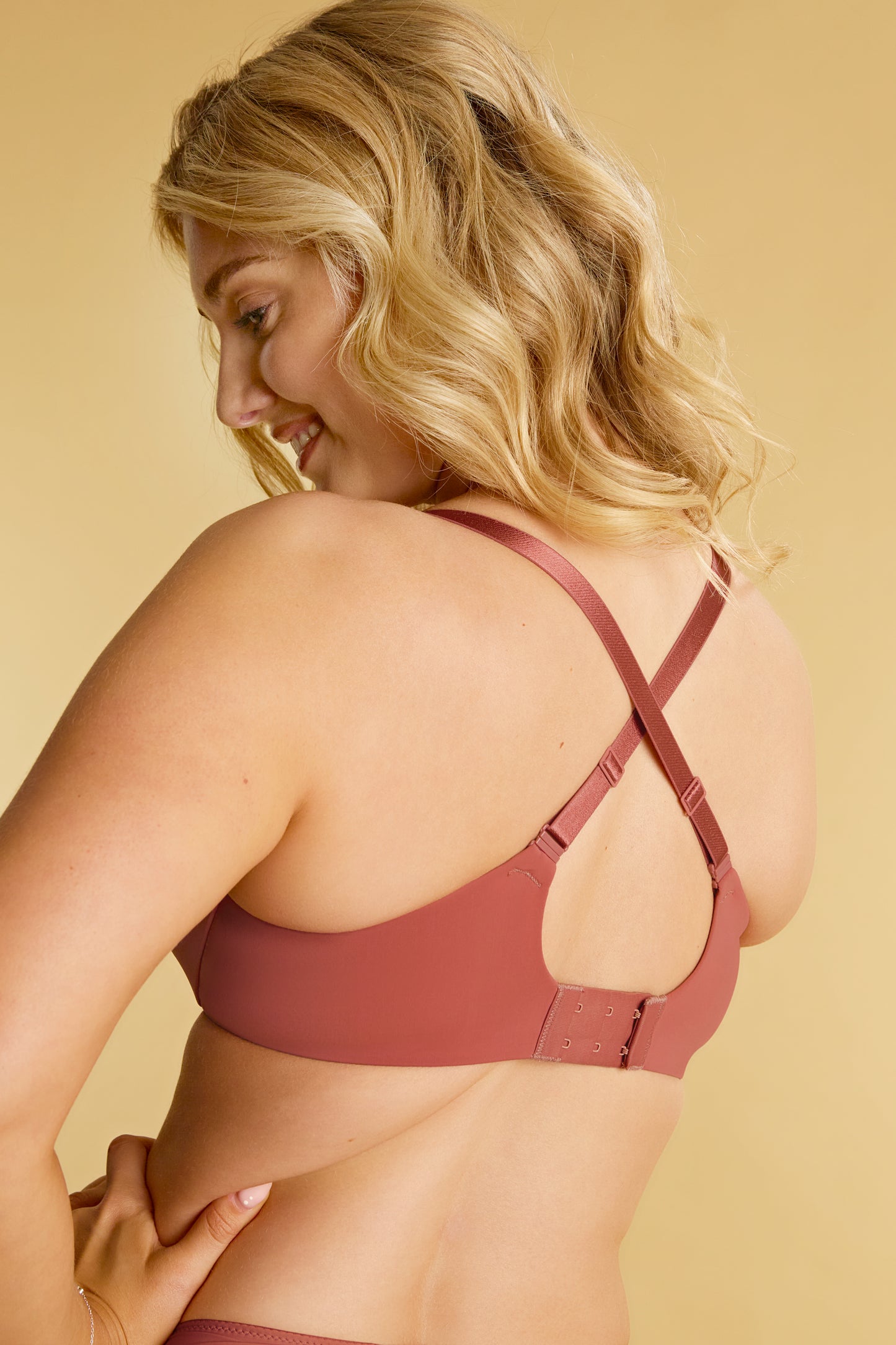 365 Moulded T-Shirt - Lipstick