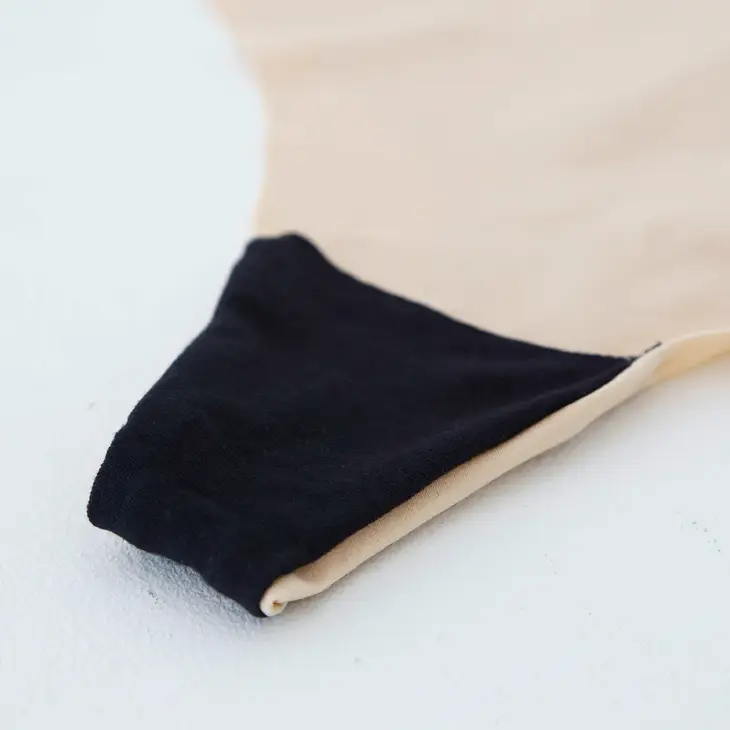 Signature Seamless Thong - Creme